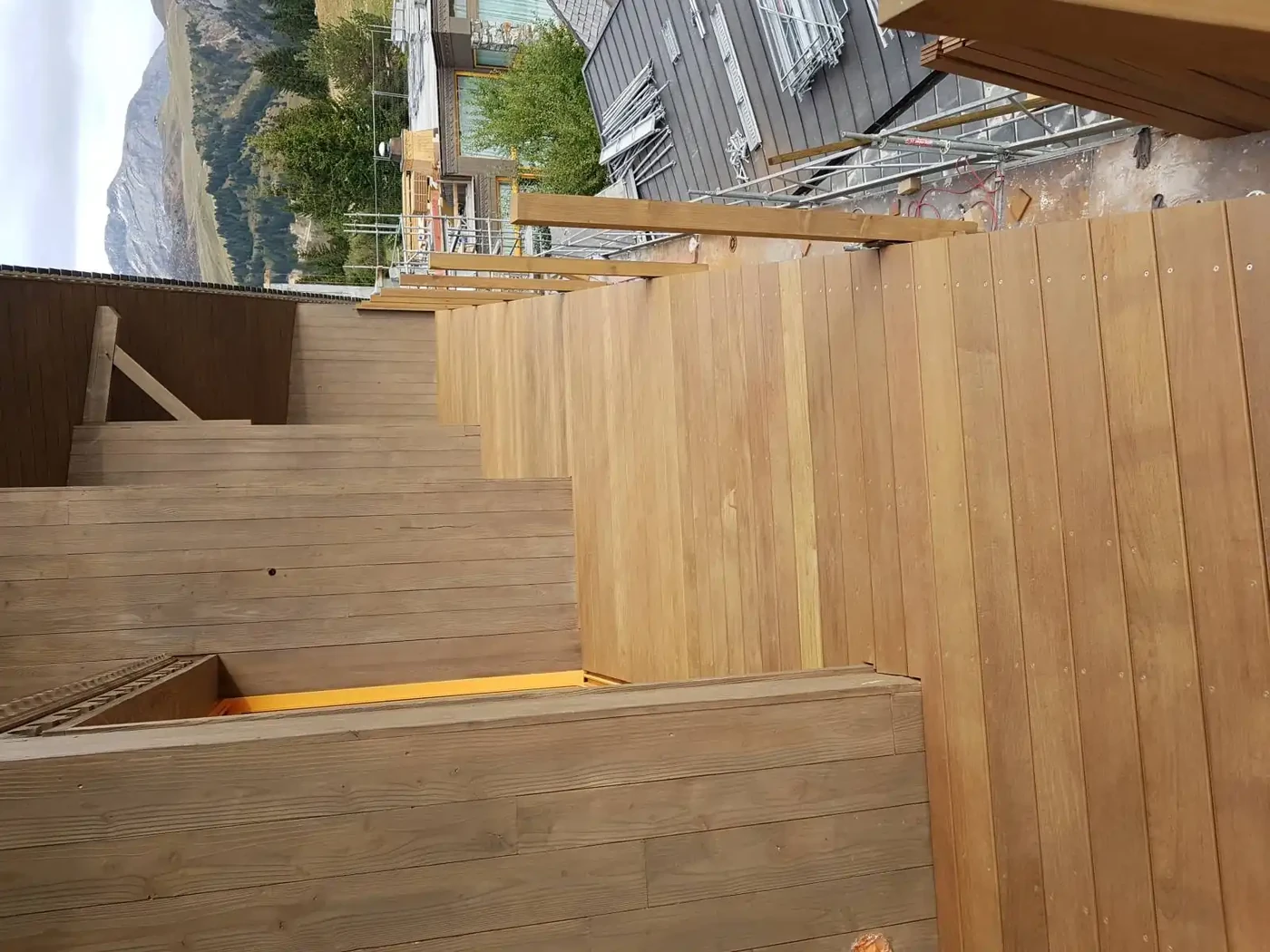Réalisation de Terrasse sur les balcons de l'hôtel Annapurna a Courchevel 1850