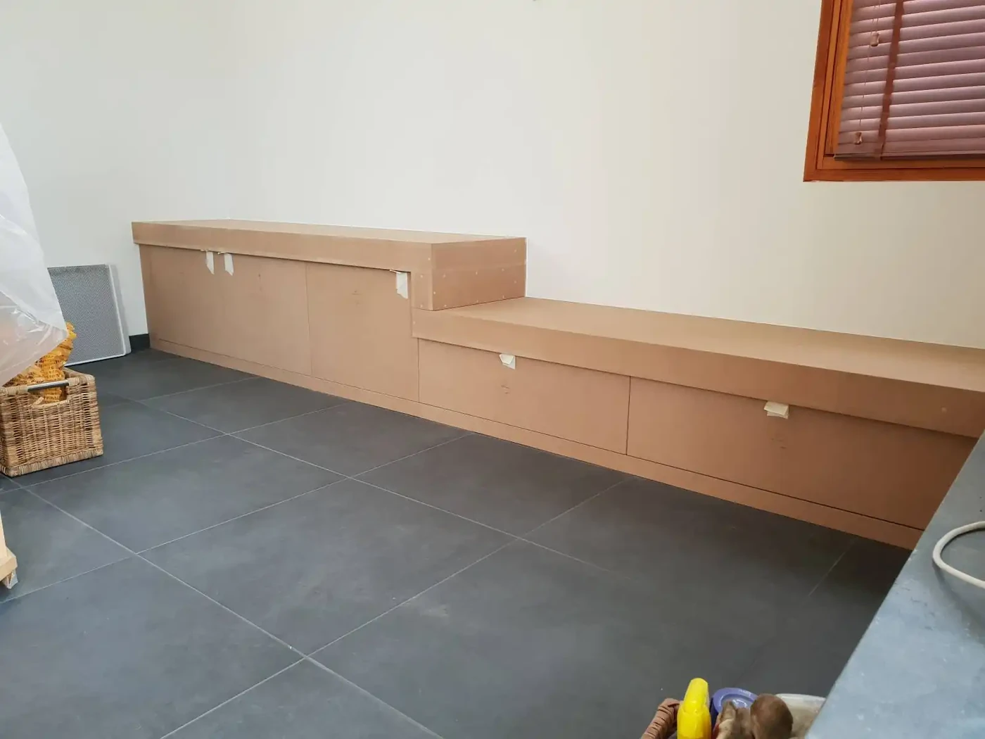 Fabrication et pose d'un Meuble TV en MDF