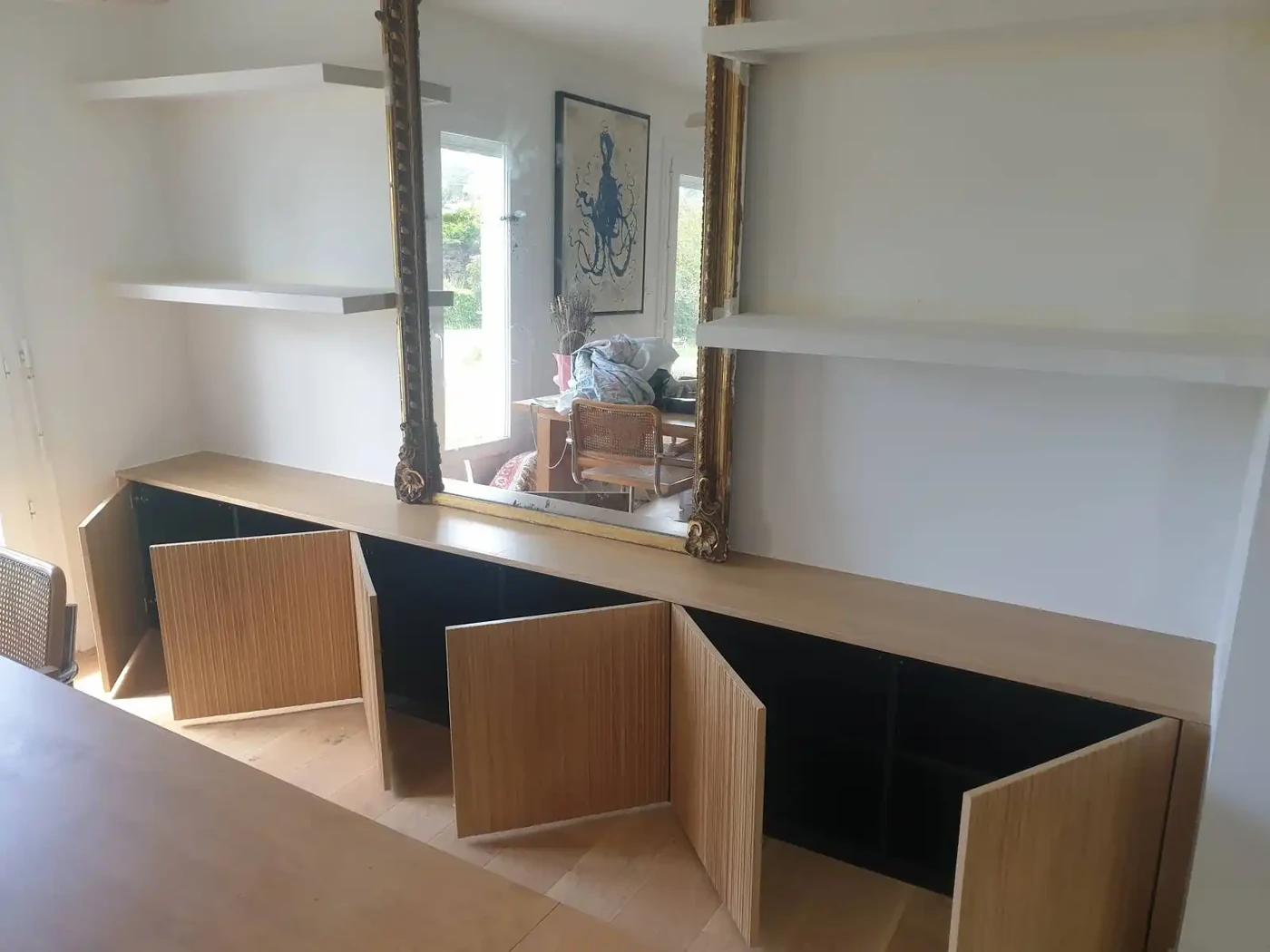 Meuble Bas avec Porte en panneaux Gougé